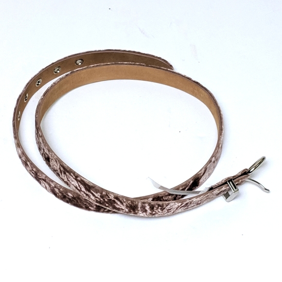 Tan Faux Suede Belt Size Small - Picture 4 of 5